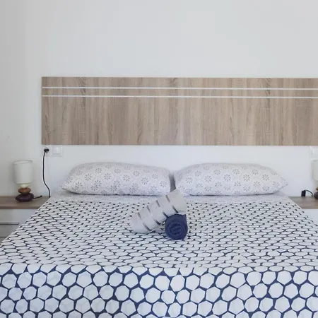 Apartment Velarde Center 3 *