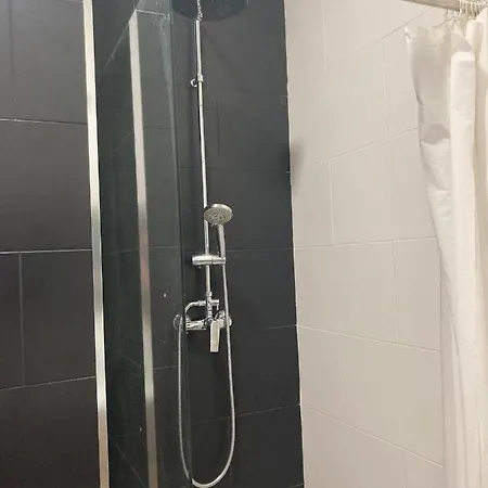 Velarde Center 3 * Málaga