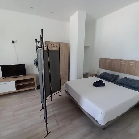 Velarde Center 3 Apartamento *